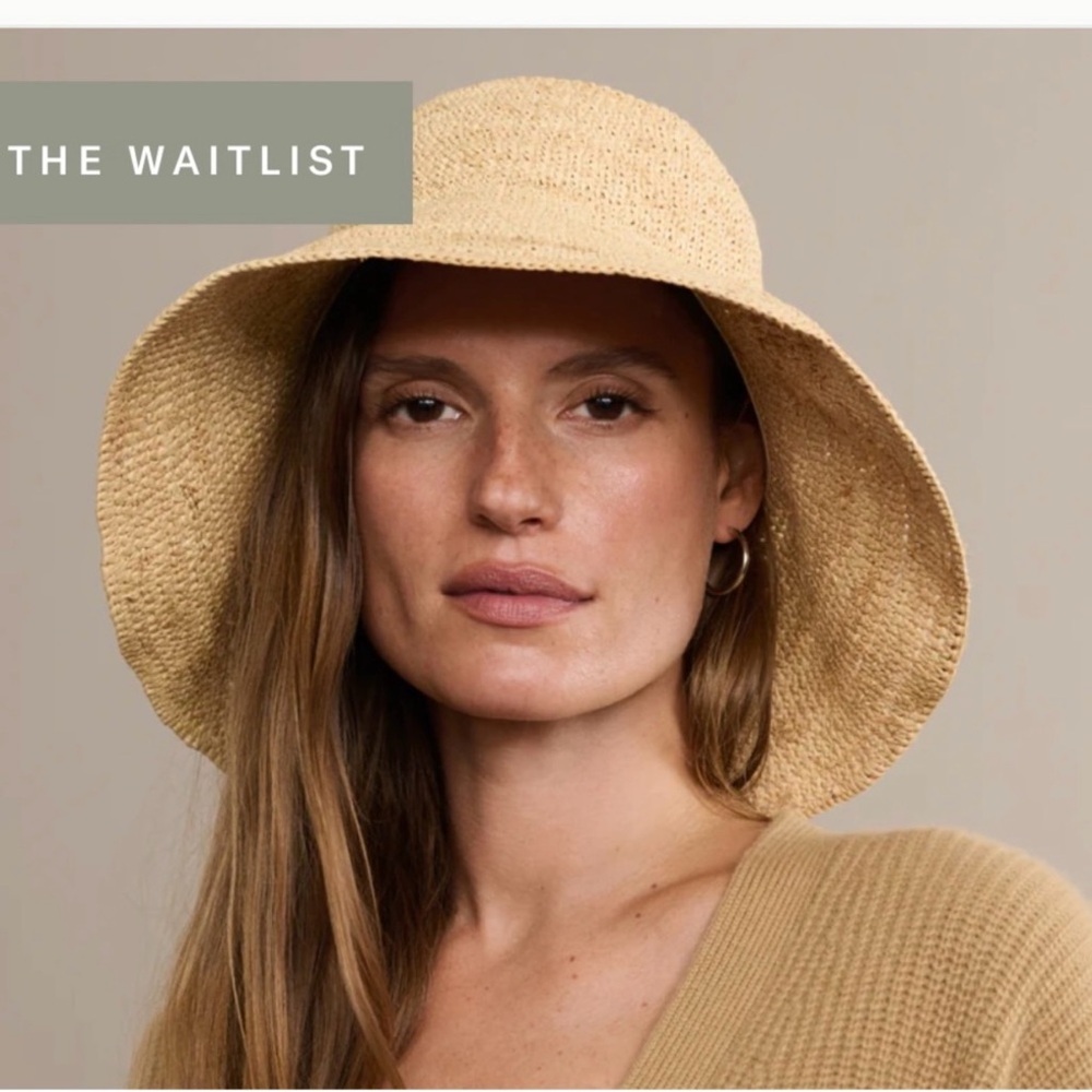 Jenni Kayne Tan Crochet Raffia Sun Hat Classic Wide-Brimmed Design